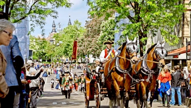 Urlaub Deutschland Reisen - Pferdemarkt im Mai